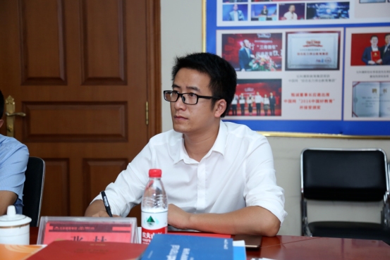 上海交通大學高級金融學院副院長潘杰一行蒞臨社科賽斯暨中國MBA教育網(wǎng)