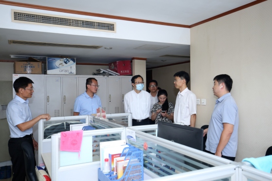 上海交通大學高級金融學院副院長潘杰一行蒞臨社科賽斯暨中國MBA教育網(wǎng)